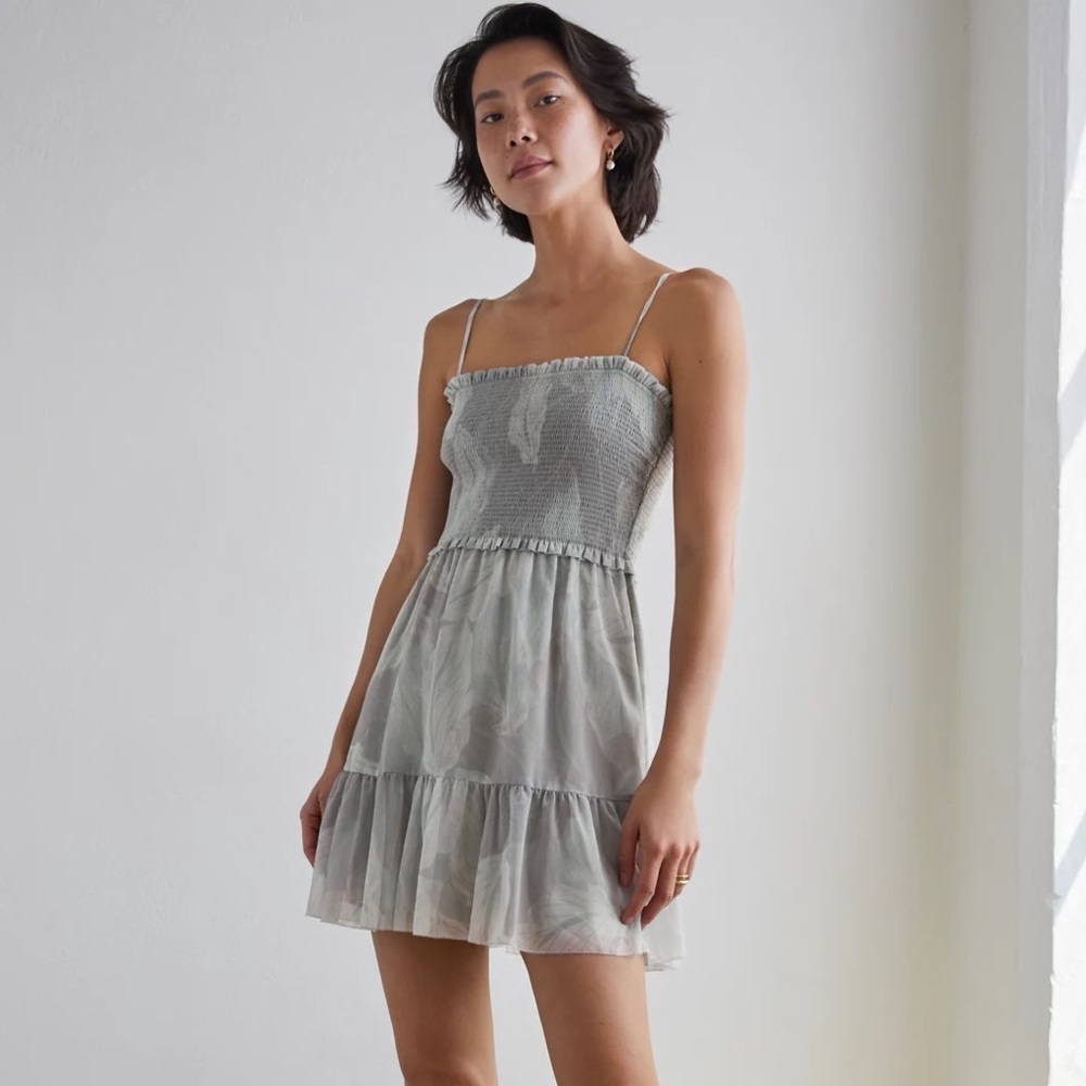NWT Aritzia - Wilfred Catamaran Mini Dress - Silver Sage - Size Large